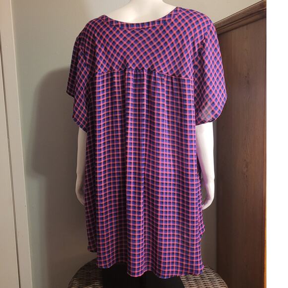 Torrid Plaid V Neck Short Sleeve Tunic Top Womens Plus Size 5X Blouse Oversized - Picture 4 of 12